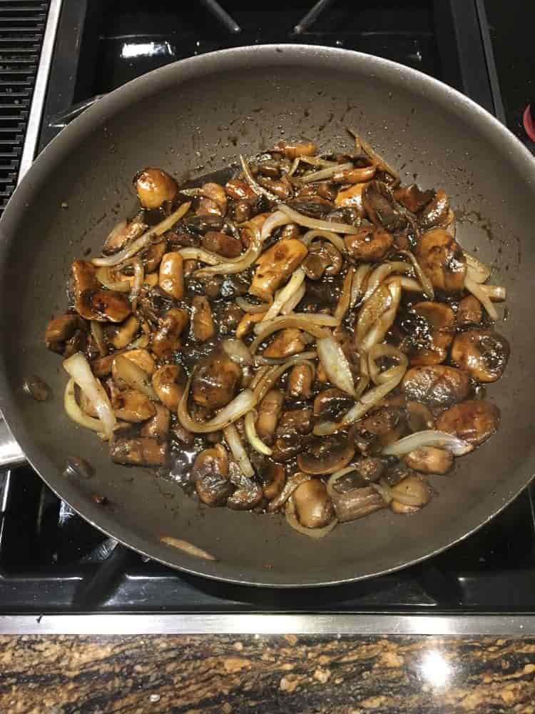 gebratene champignons mit knoblauch ,gebratene champignons beilage ,gebratene champignons gesund ,gebratene champignons mit ei ,gebratene champignons chinesisch ,gebratene champignons würzen ,gebratene champignons mit kräuterbutter ,gebratene champignons kalorien