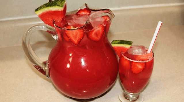 Erdbeer Bowle mit Melone, ohne Alkohol ! – Geschmackvoll