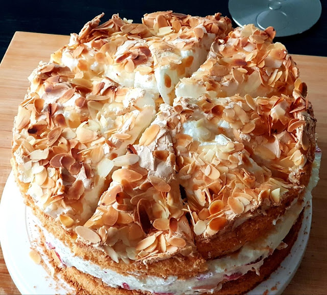 Berliner Luft Torte Geschmackvoll